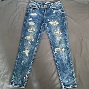 Garage ripped jeans